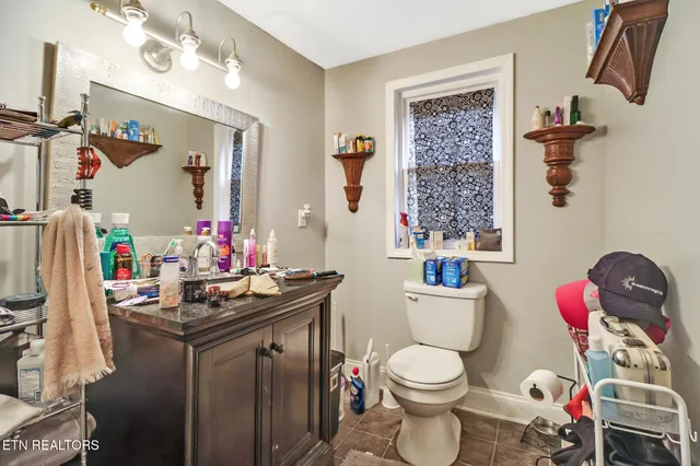 $449,900 | 5659 Matlock Drive, Knoxville, TN 37921