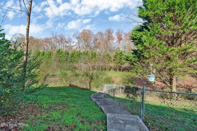 $449,900 | 5659 Matlock Drive, Knoxville, TN 37921