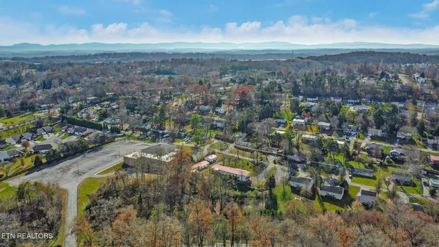 $449,900 | 5659 Matlock Drive, Knoxville, TN 37921