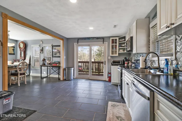 $449,900 | 5659 Matlock Drive, Knoxville, TN 37921