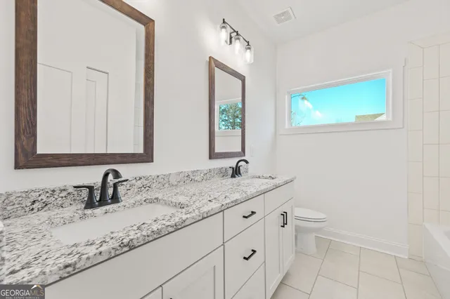 $879,900 | 130 Windchime Way, Unit 9, Tyrone, GA 30290