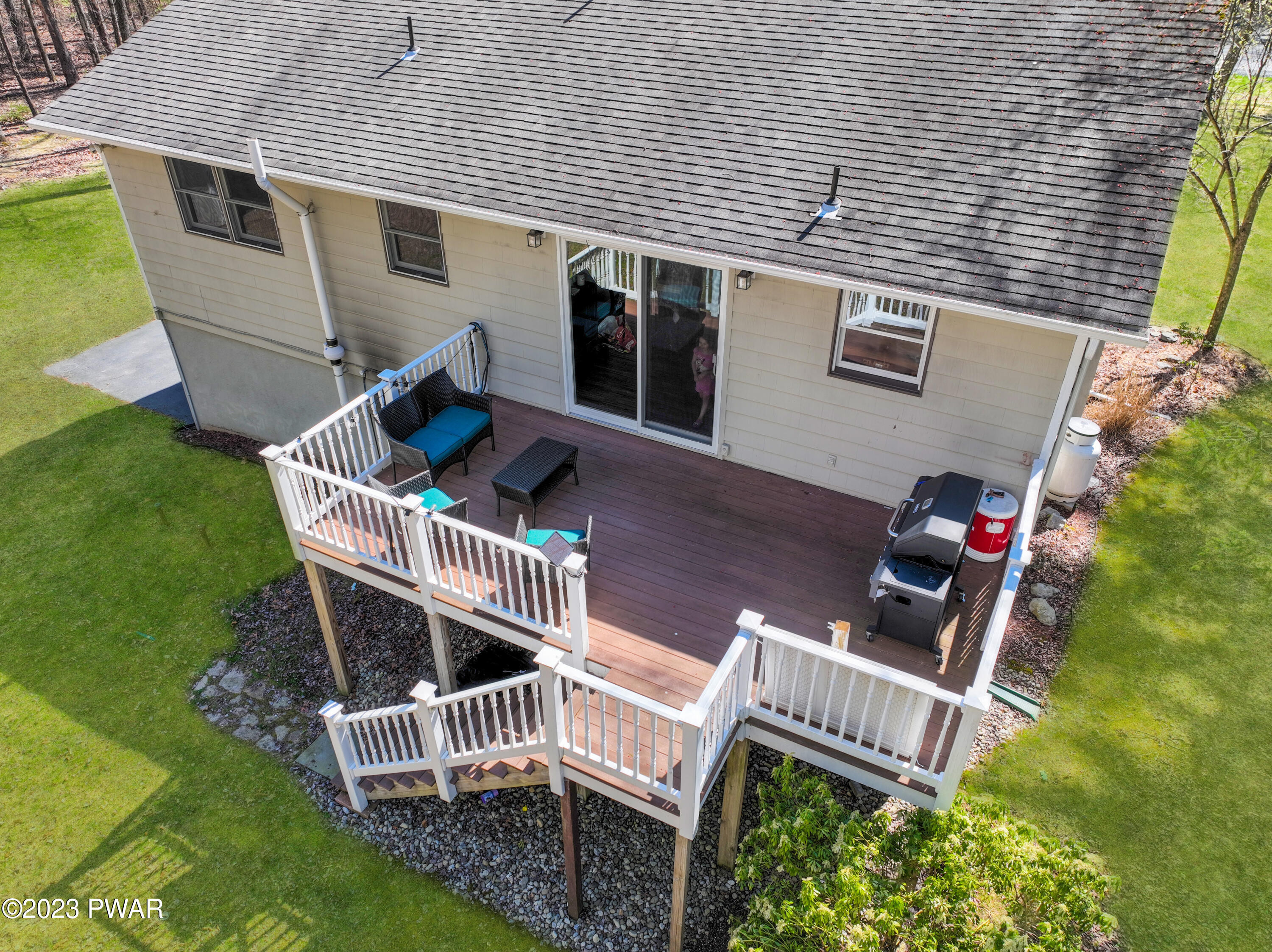 193 Christian Hill Road Milford, PA 18337 - Photo 8 of 38