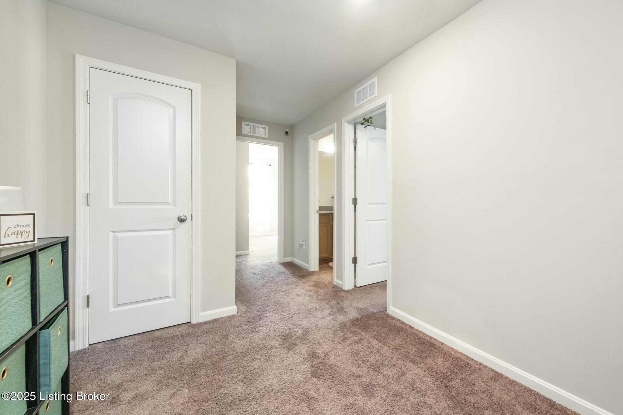 8428 Gateway Run Road Louisville, KY 40229 - Photo 29 of 63 tempImagejYSPuV