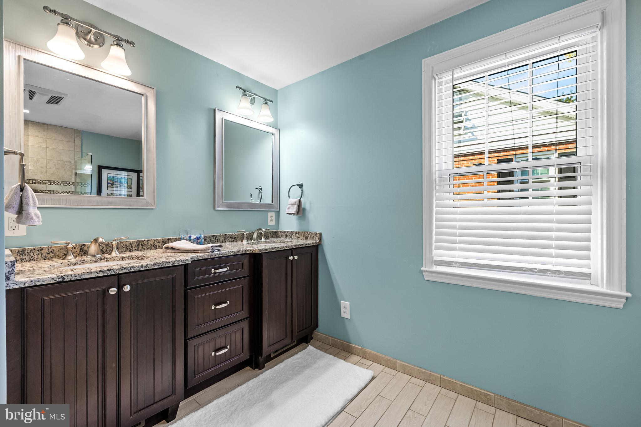 1806 Roland Avenue Ruxton, MD 21204 - Photo 29 of 44 Primary Bath