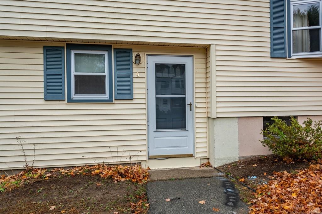 9 Barbara Road Canton, MA 02021 - Photo 4 of 38