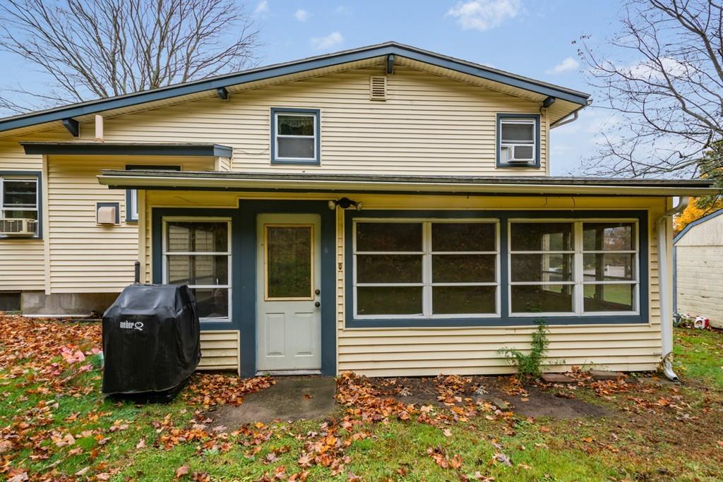 9 Barbara Road Canton, MA 02021 - Photo 8 of 38