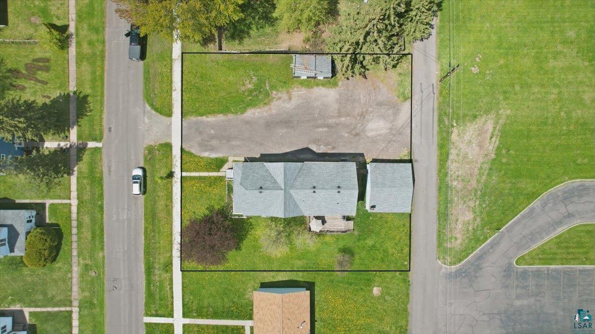2811 East 3rd Street Superior, WI 54880 - Photo 11 of 22