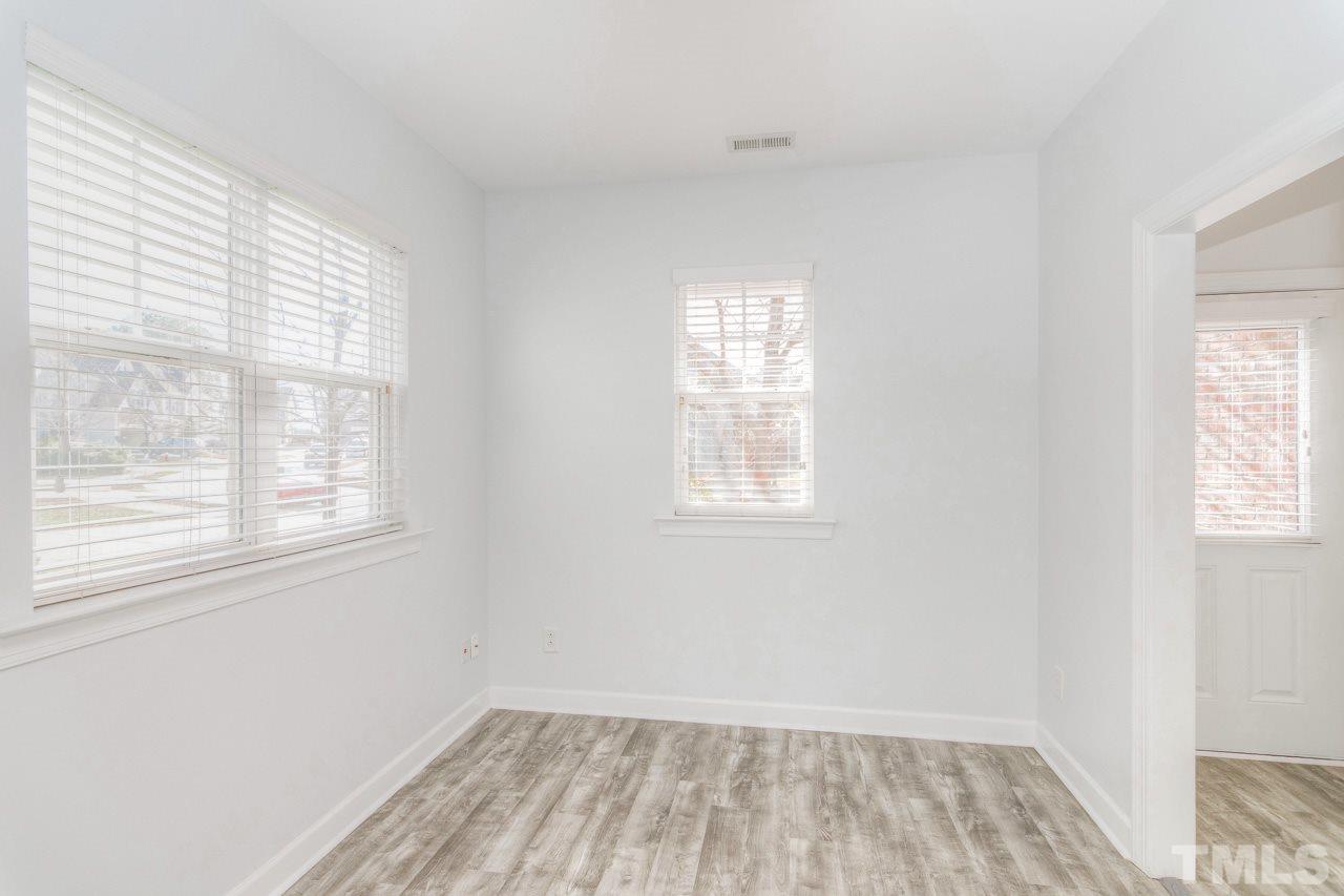 3826 Cumberland Pond Road Raleigh, NC 27606 - Photo 4 of 20 Gallery Image 4