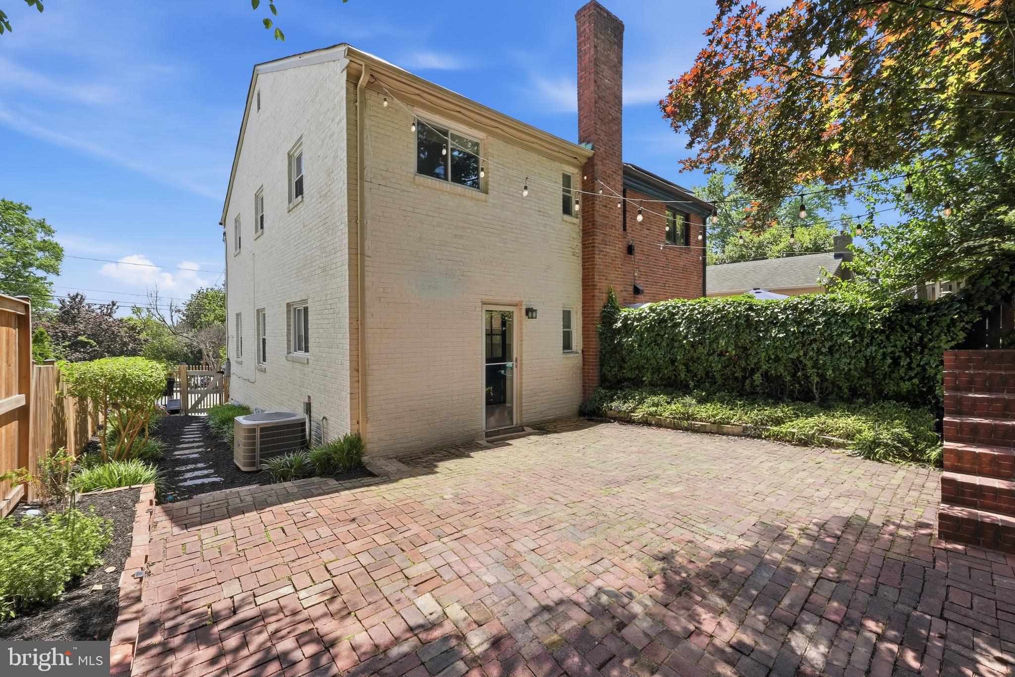 2722 Hickory Street Alexandria, VA 22305 - Photo 7 of 9 Private patio and side yard
