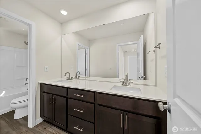 $689,990 | 13909 178th St Court East, Puyallup, WA 98374