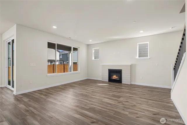 $689,990 | 13909 178th St Court East, Puyallup, WA 98374