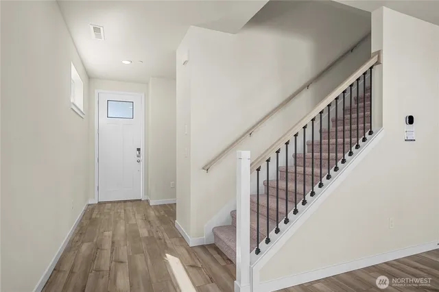 $689,990 | 13909 178th St Court East, Puyallup, WA 98374