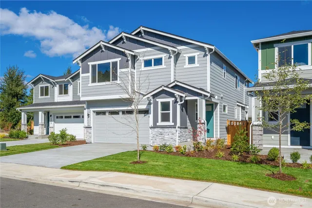 $689,990 | 13909 178th St Court East, Puyallup, WA 98374