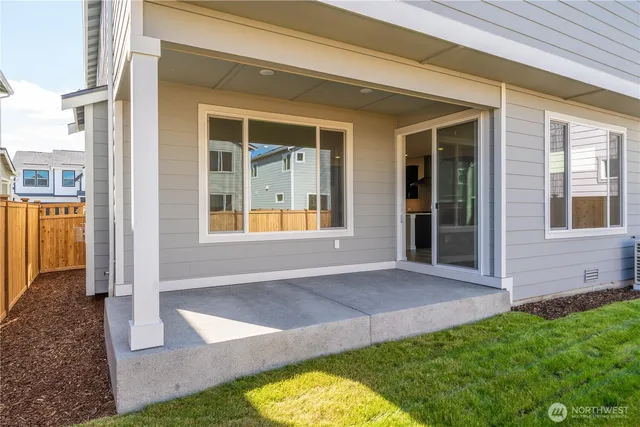 $689,990 | 13909 178th St Court East, Puyallup, WA 98374