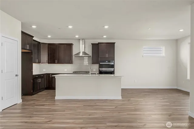 $689,990 | 13909 178th St Court East, Puyallup, WA 98374