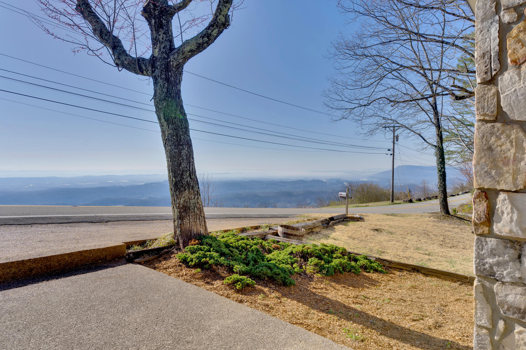 1105 East Brow Road Signal Mountain, TN 37377 - Photo 3 of 67 1105-E-Brow-Rd-MLS-Photos-15