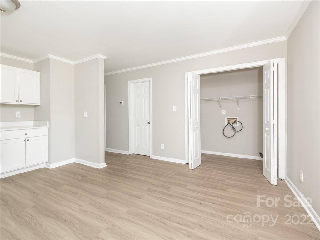 826 McAlway Road Charlotte, NC 28211 - Photo 19 of 30 a view of an empty room