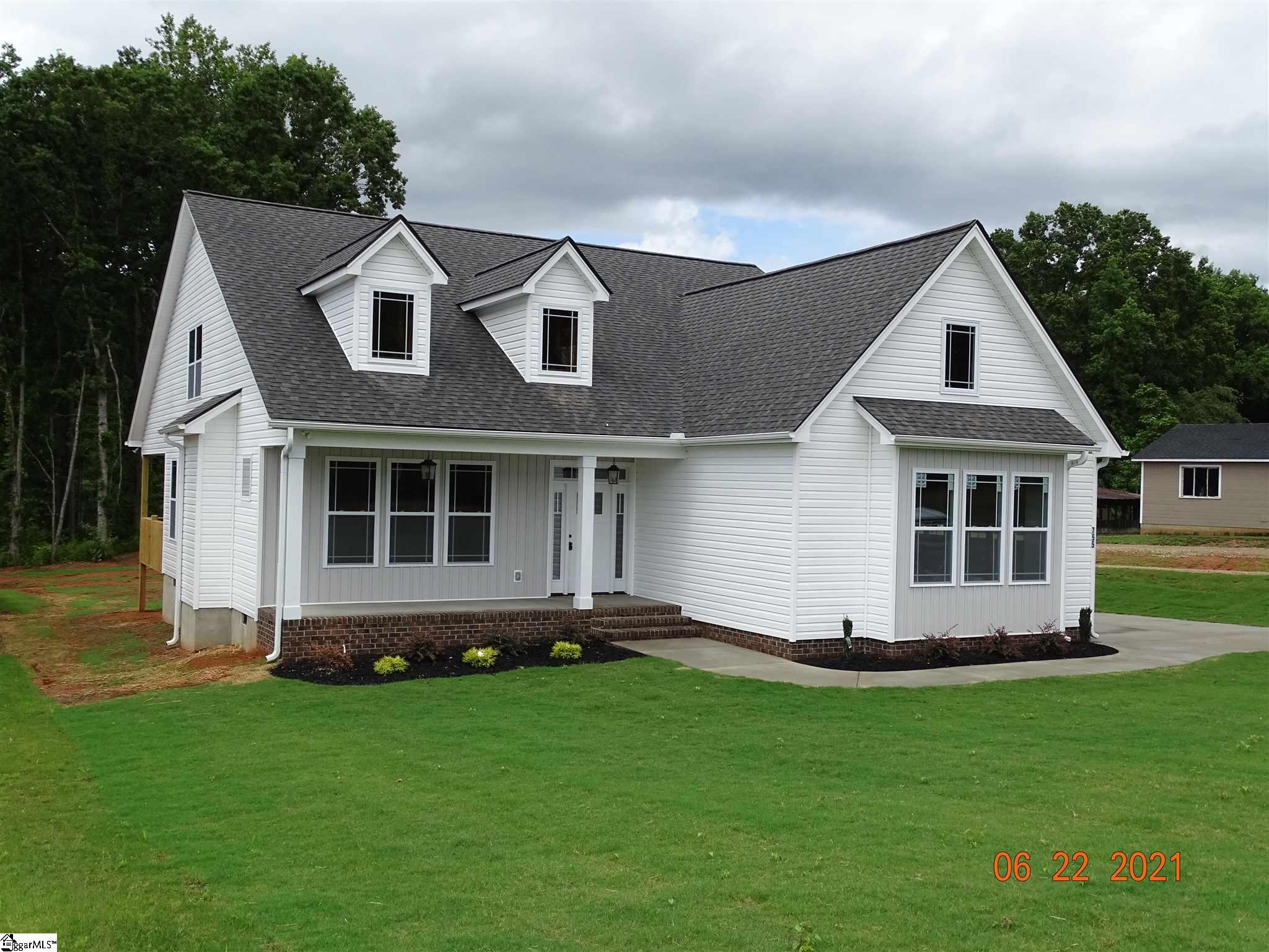 755 Lightwood Knot Road Woodruff, SC 29388 - Photo 1 of 22 Gallery Image 1