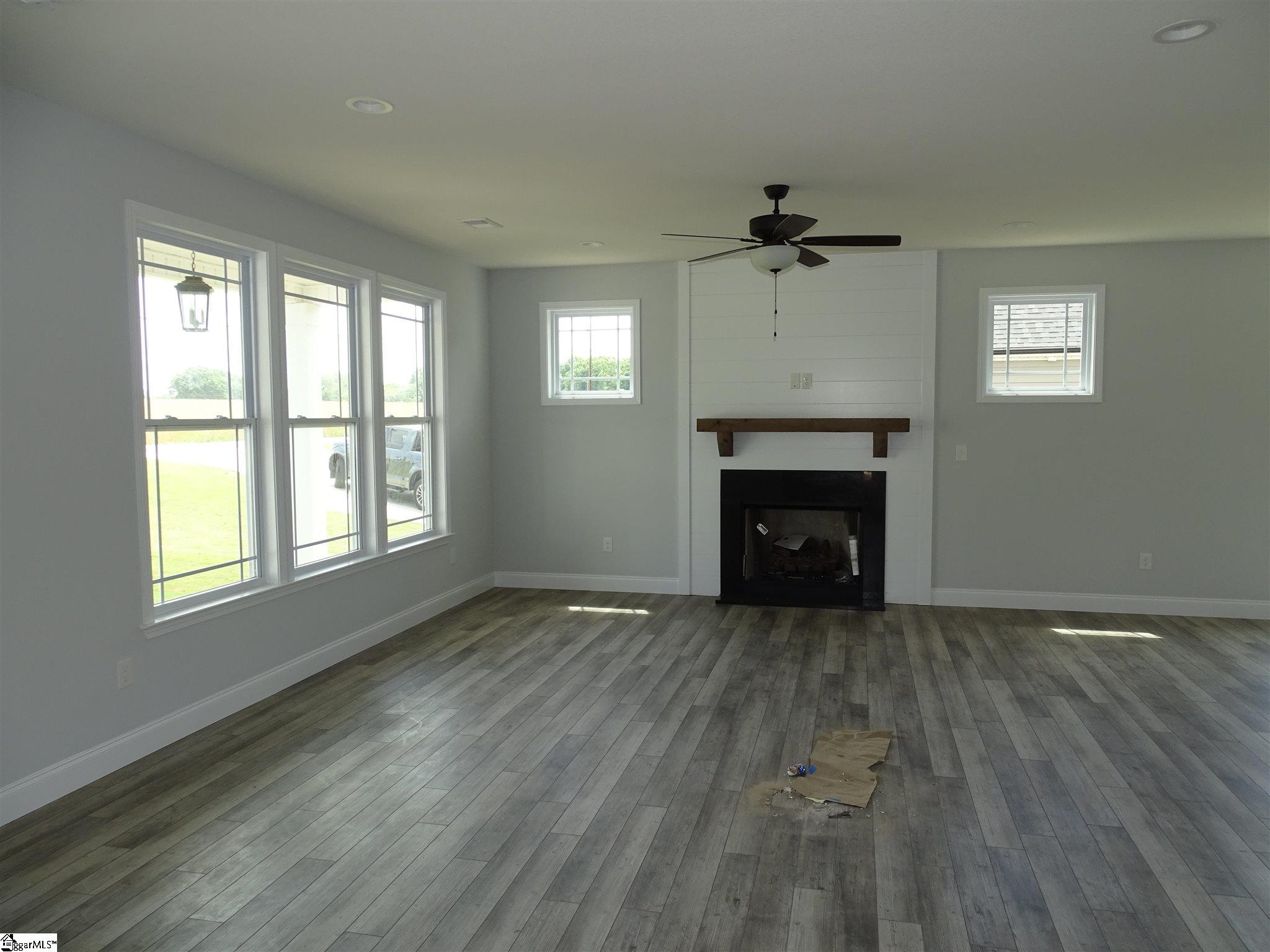 755 Lightwood Knot Road Woodruff, SC 29388 - Photo 2 of 22 Gallery Image 2