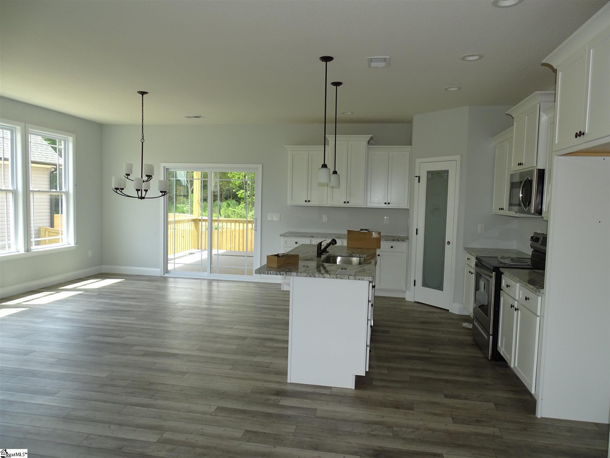 755 Lightwood Knot Road Woodruff, SC 29388 - Photo 4 of 22 Gallery Image 4