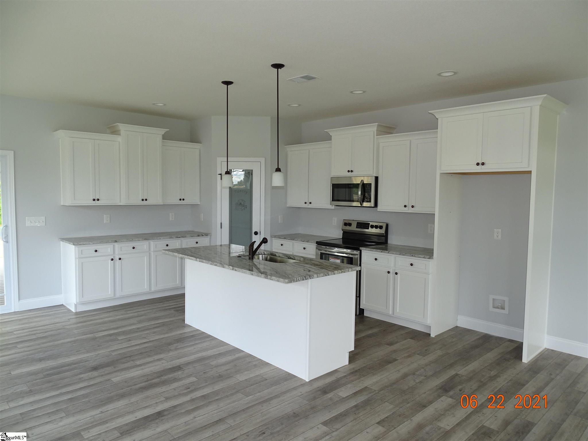 755 Lightwood Knot Road Woodruff, SC 29388 - Photo 6 of 22 Gallery Image 6