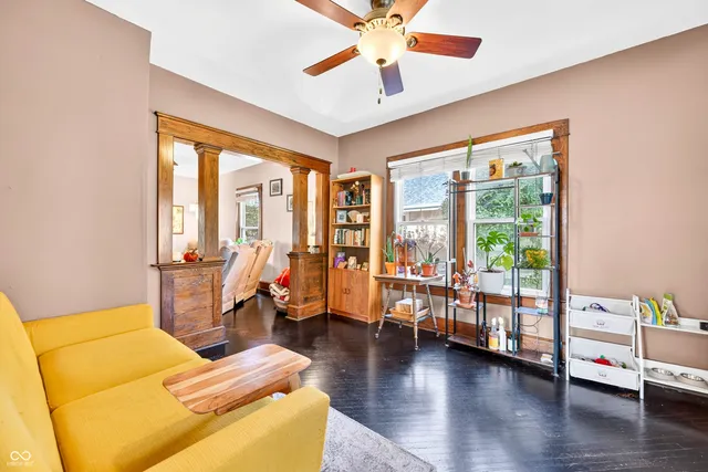 $259,900 | 727 West 2nd Street, Seymour, IN 47274