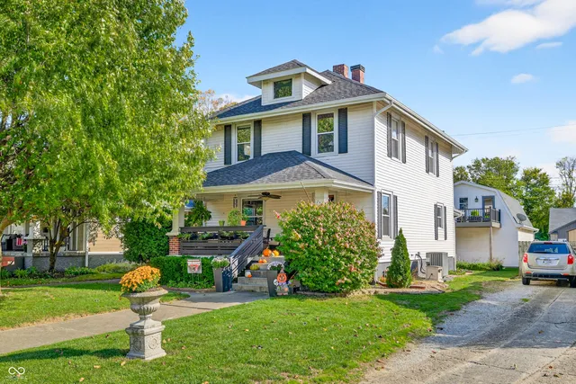 $259,900 | 727 West 2nd Street, Seymour, IN 47274