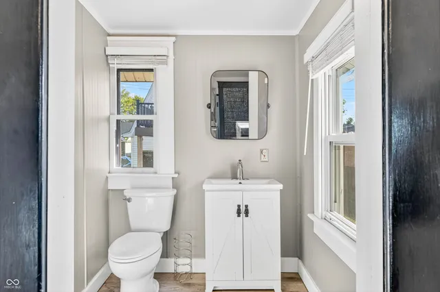 $259,900 | 727 West 2nd Street, Seymour, IN 47274