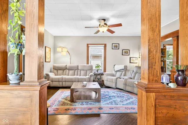 $259,900 | 727 West 2nd Street, Seymour, IN 47274