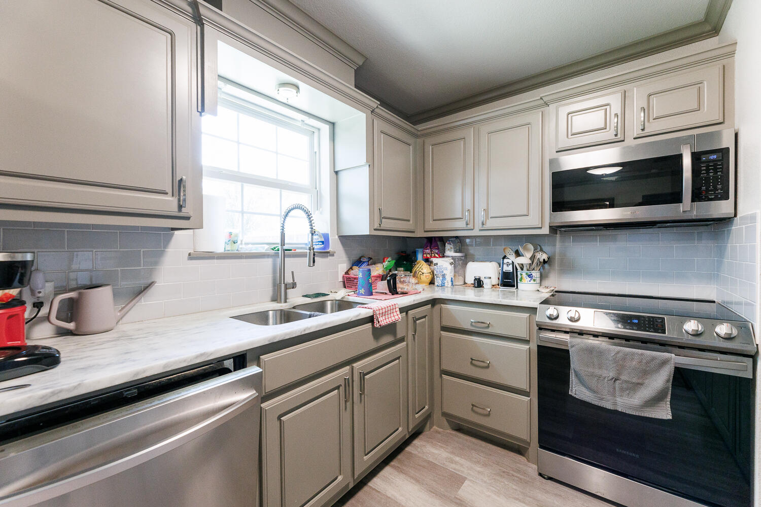 834 9th Street Wolfforth, TX 79382 - Photo 11 of 34 Kitchen