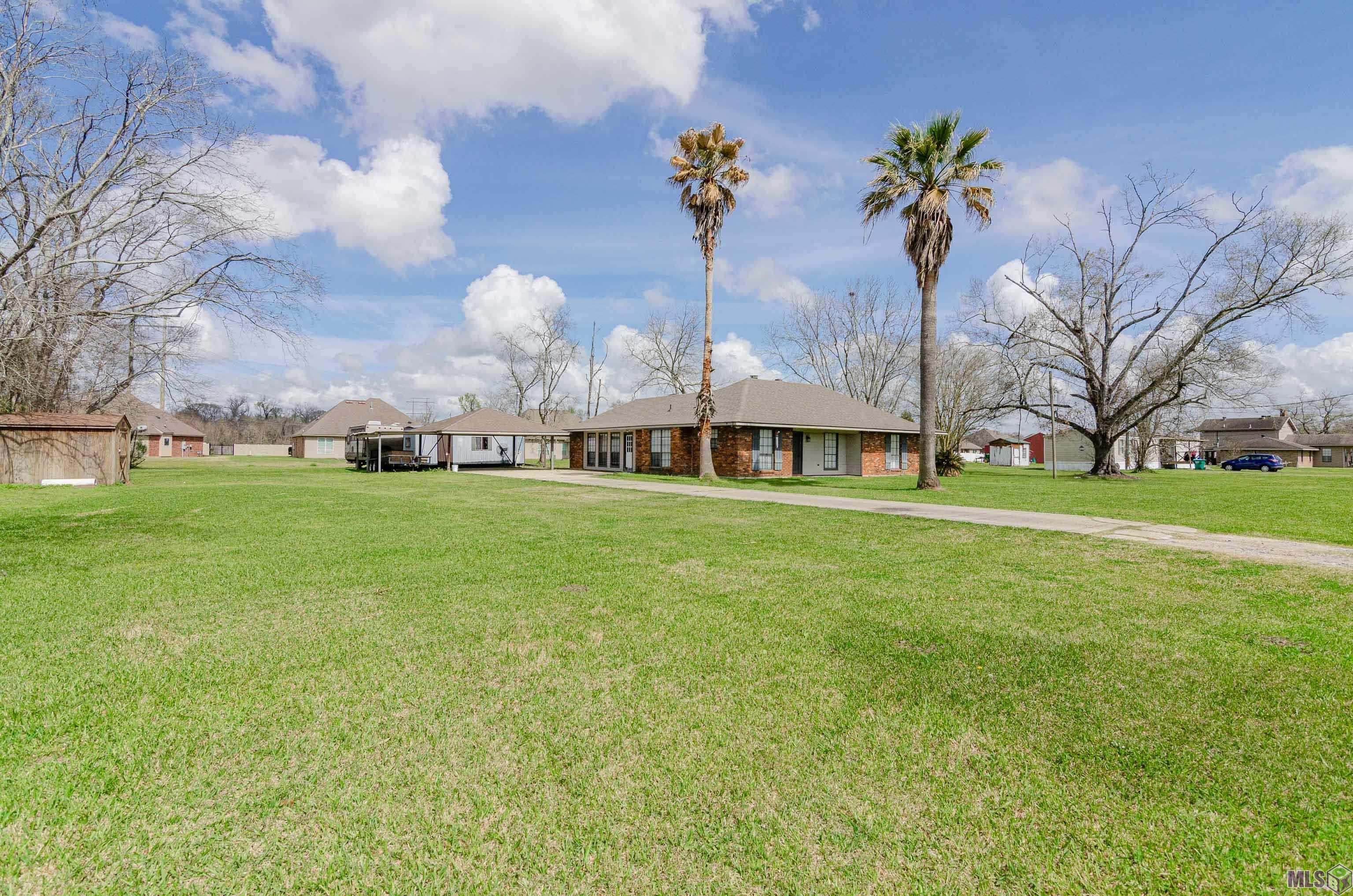 4420 Parker Lane Addis, LA 70710 - Photo 3 of 16