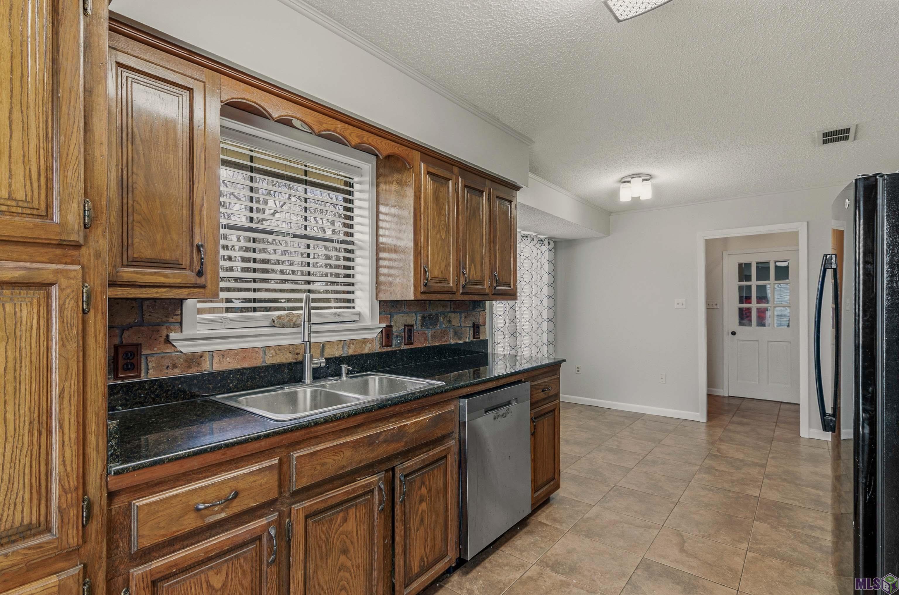 4420 Parker Lane Addis, LA 70710 - Photo 4 of 16