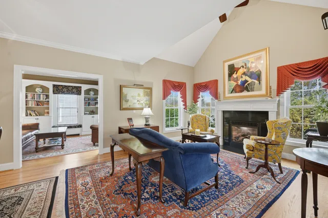 $629,900 | 20 Greendale Drive, Suffield, CT 06078