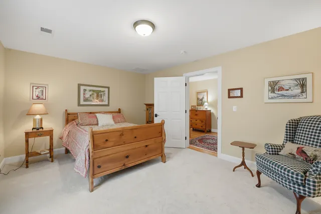 $629,900 | 20 Greendale Drive, Suffield, CT 06078