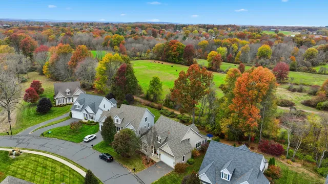 $629,900 | 20 Greendale Drive, Suffield, CT 06078