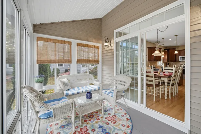 $629,900 | 20 Greendale Drive, Suffield, CT 06078