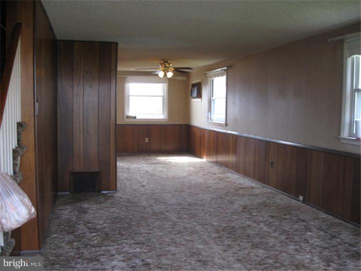 129 Haller Road Ridley Park, PA 19078 - Photo 3 of 7 Gallery Image 3