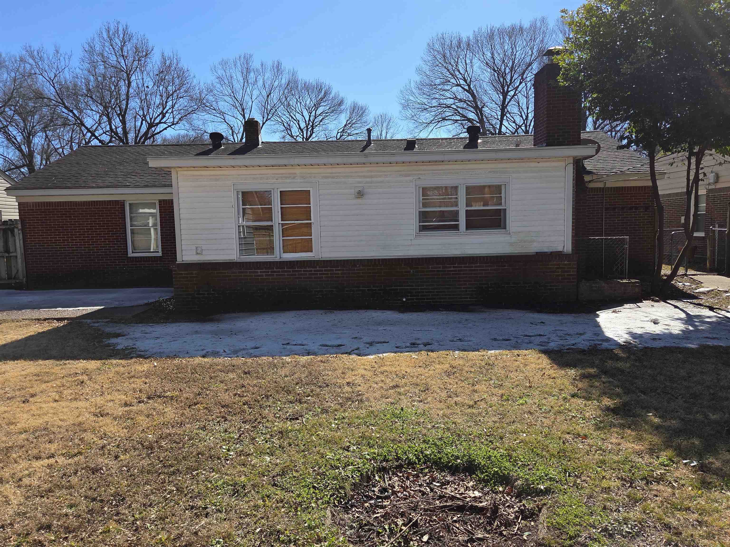 4584 East Dearing Road Memphis, TN 38117 - Photo 3 of 18