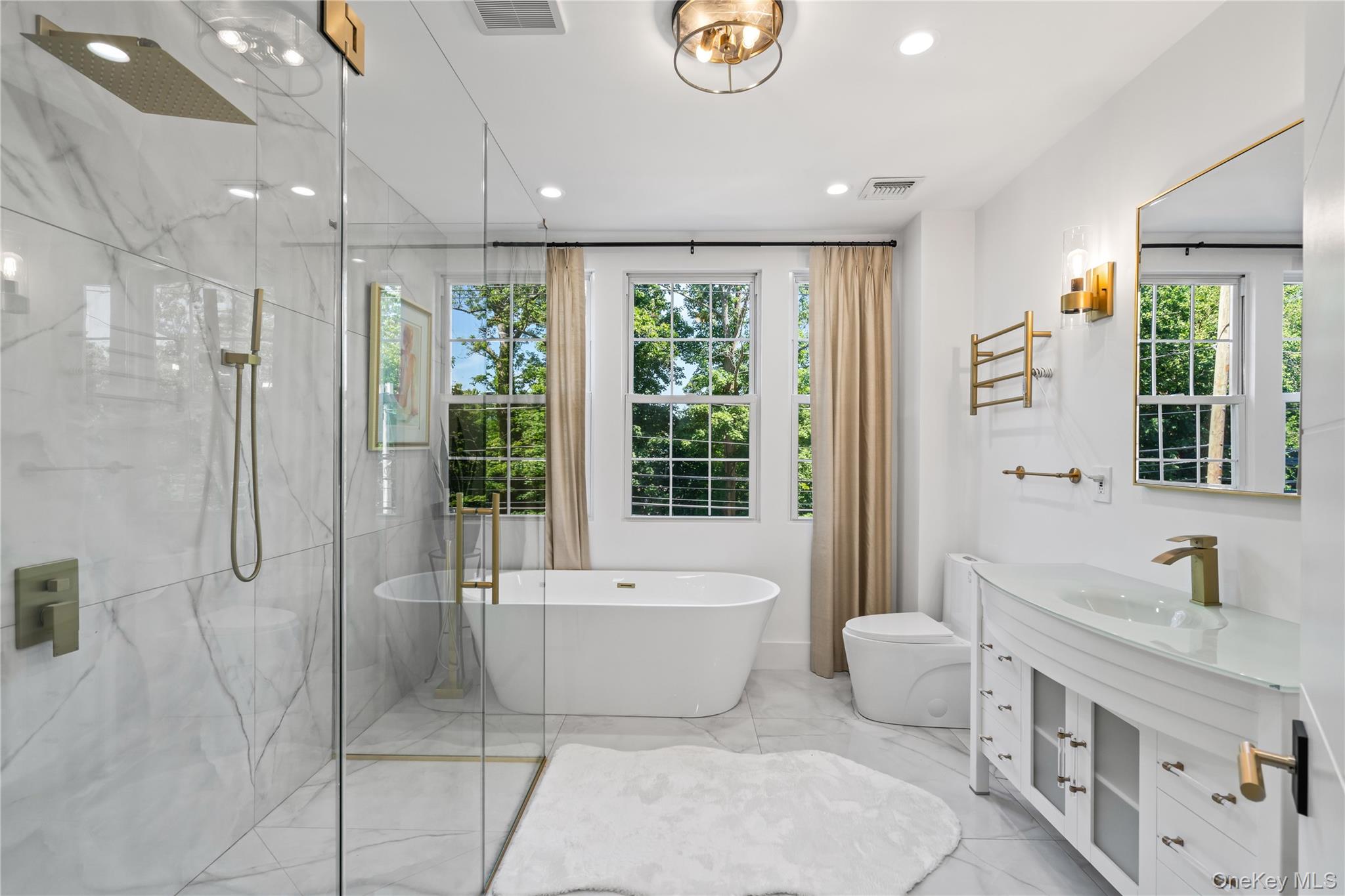 77 Cove Road Oyster Bay, NY 11771 - Photo 24 of 46 2nd Floor Bathroom