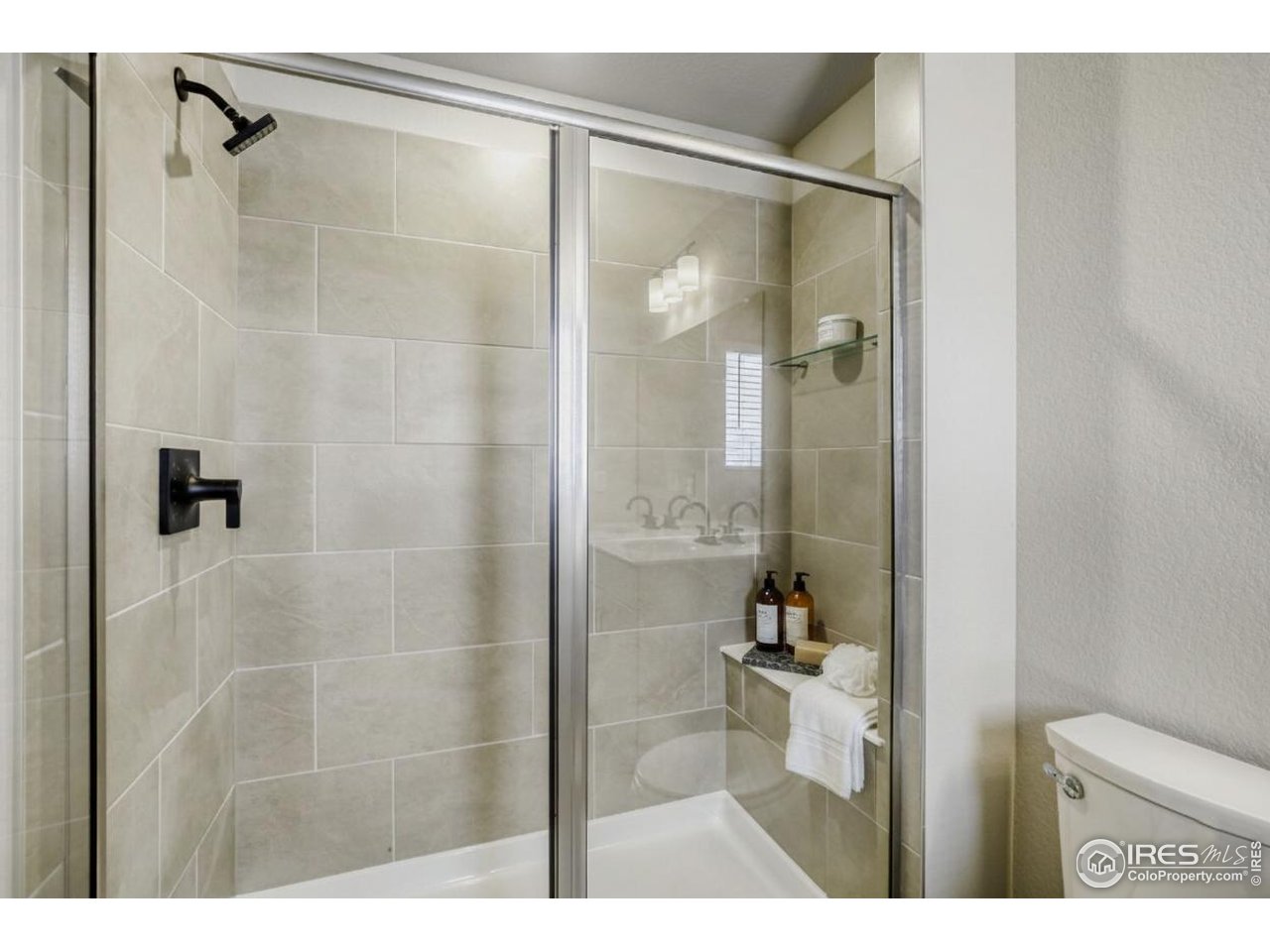 2385 East Suniga Road Fort Collins, CO 80524 - Photo 11 of 28 Primary shower