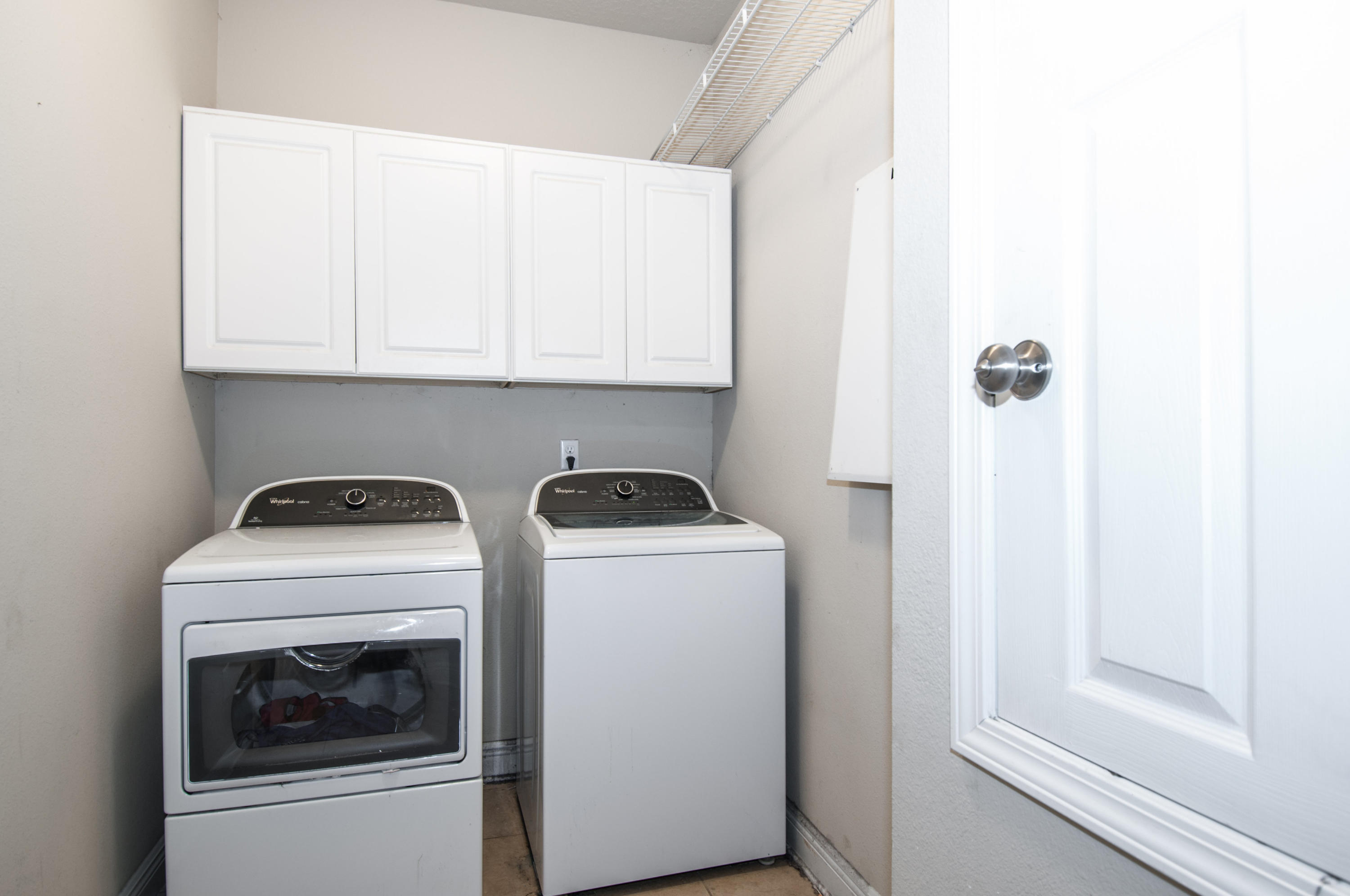 93 Mango Lane Freeport, FL 32439 - Photo 45 of 45 a utility room with dryer and washer