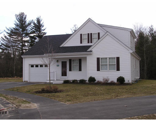 17 Bisbee Drive, Unit 17 Rochester, MA 02770 - Photo 1 of 4