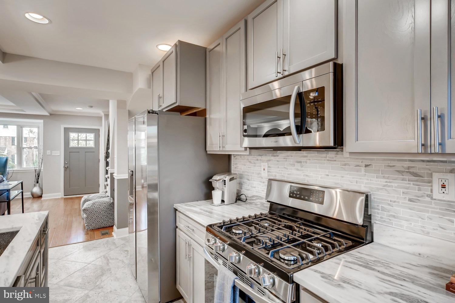 1337 Crofton Road Baltimore, MD 21239 - Photo 8 of 23