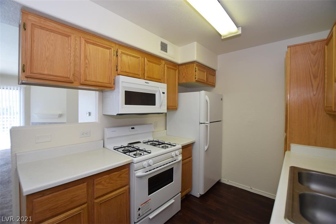 3318 North Decatur Boulevard, Unit 2149 Las Vegas, NV 89130 - Photo 12 of 43