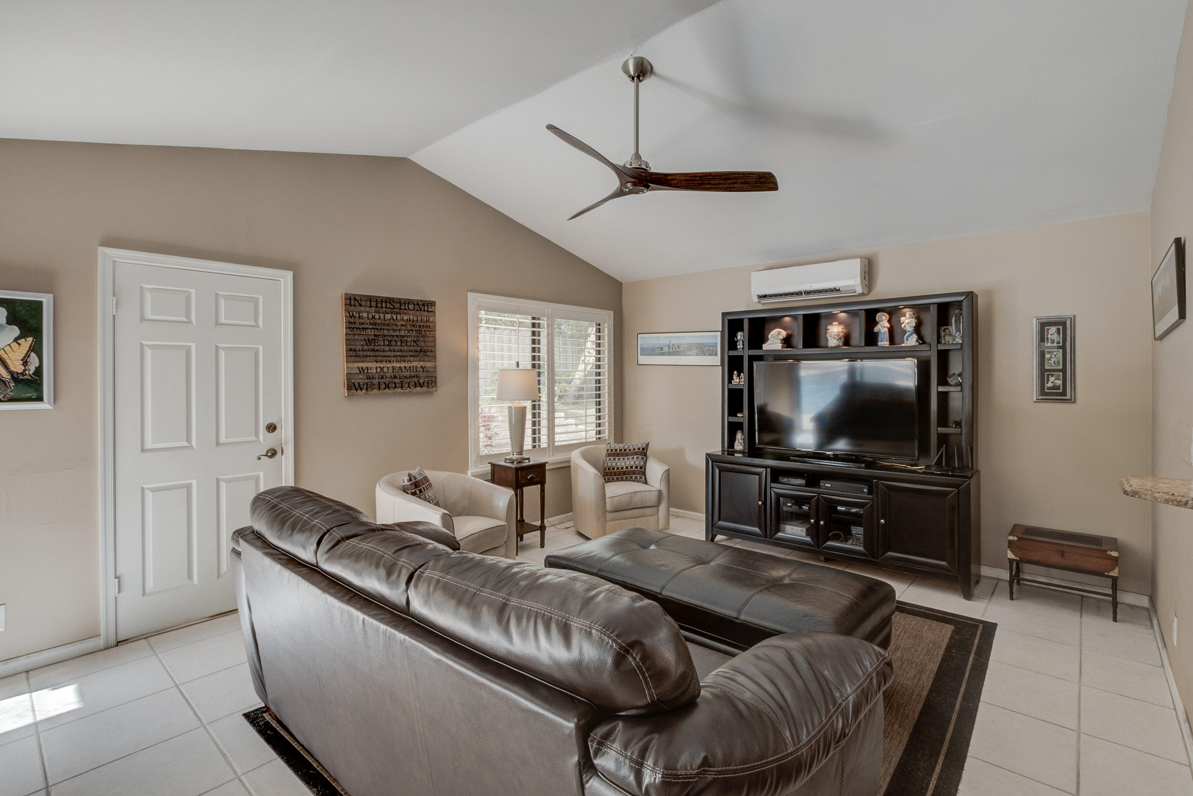 2941 Northwest 29th Avenue Boca Raton, FL 33434 - Photo 11 of 33 FAMILY ROOM