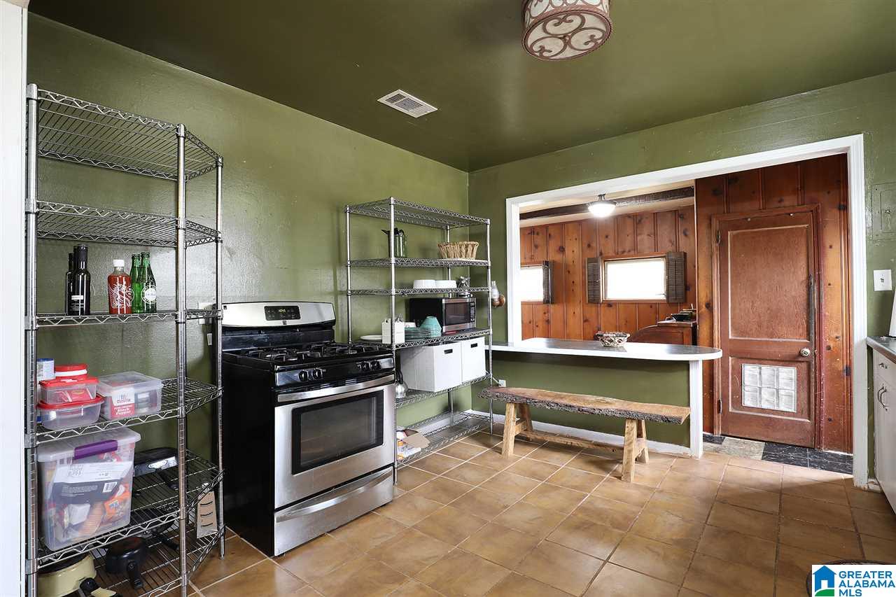 408 Raleigh Avenue Birmingham, AL 35209 - Photo 9 of 19