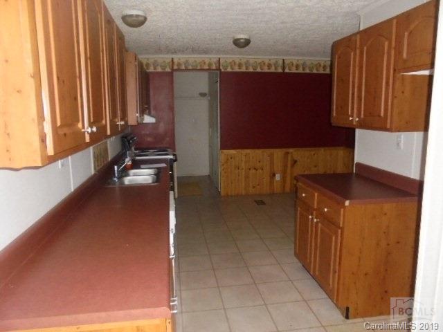 400 Substation Road Elk Park, NC 28622 - Photo 3 of 15 Gallery Image 3