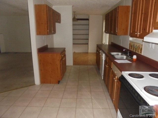 400 Substation Road Elk Park, NC 28622 - Photo 5 of 15 Gallery Image 5