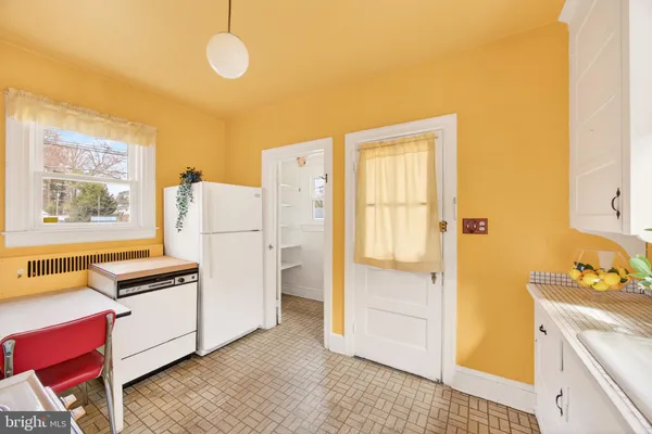 $400,000 | 226 Glenmore Avenue, Catonsville, MD 21228