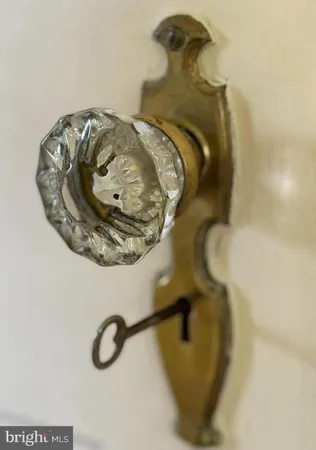 $400,000 | 226 Glenmore Avenue, Catonsville, MD 21228